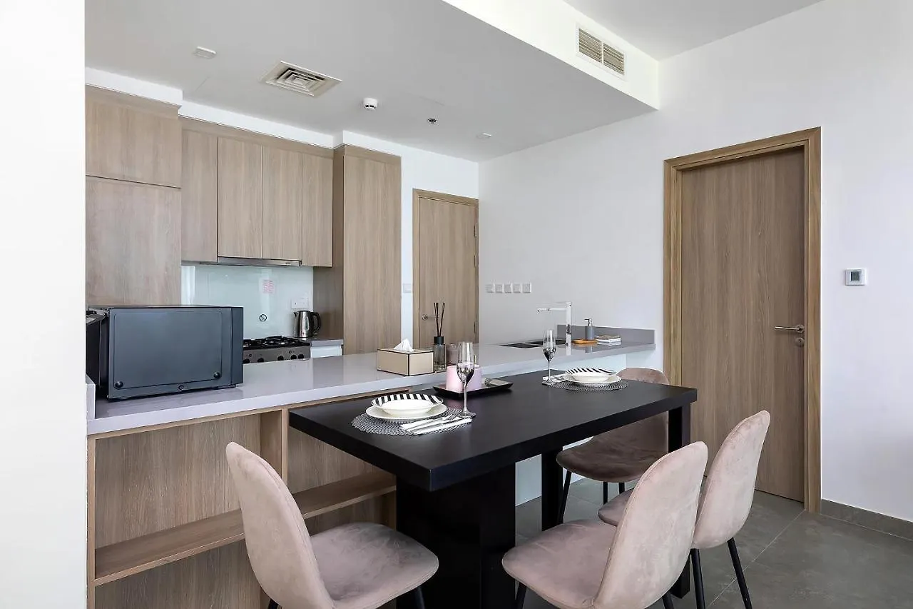 Luxury Residence Stella Maris Dubai 0*,  United Arab Emirates
